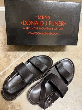 Donald J. Pliner Men’s Black Leather Double-Strap Slide Sandals